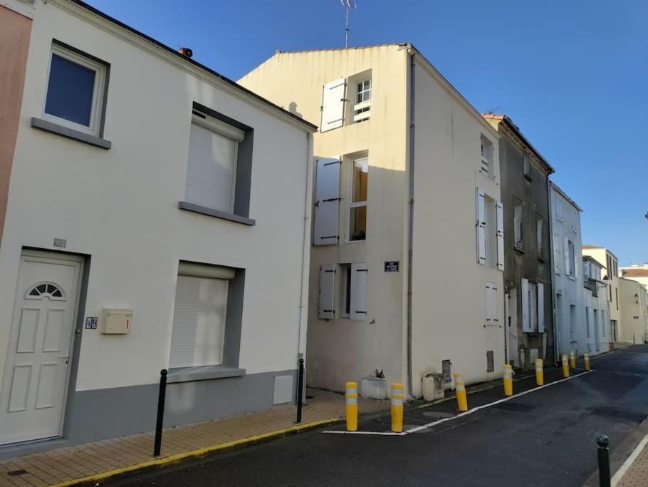 Le Sunny Duplex Hypercentre La Plage A 2 Pas ! Les Sables-d'Olonne Luaran gambar